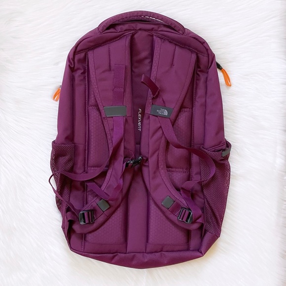 The North Face Women’s Jester 27 Liter Backpack - Picture 4 of 7